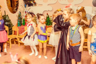 Anaokulunda yeni yıl haberleri Ukrayna Lutsk 27.12.2017