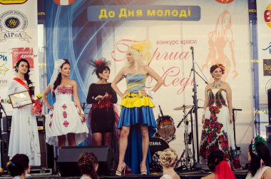 Gelin Geçidi, Lutsk Ukrayna 29 / 06 / 2014