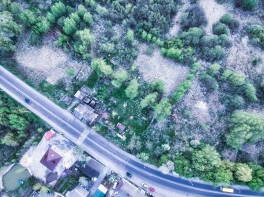 Bangkok 'taki Jatujak parkının en iyi manzarası. Sabahları insanlar buraya egzersiz yapmaya gelmeye bayılıyor. Bahçe dairesel ve üçgen geometrisine göre tasarlandı. Huzurlu bir işaret gibi görünüyor..