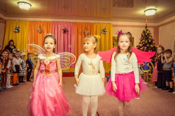 Nouvel An en maternelle reportage éditorial Ukraine Lutsk 27.12.2017 — Photo