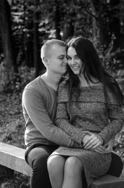 Loving Couple Have Fun — Stock Photo, Image