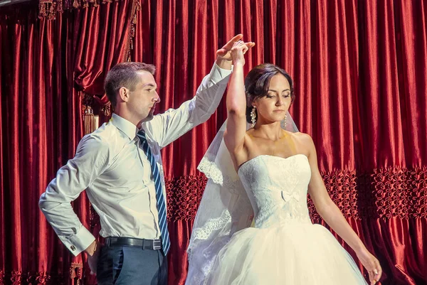 Illuminated Bride Groom Dancing Hall — Stock Photo, Image