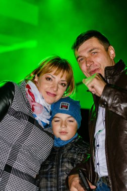 Kiev, Ukrayna - 29 Haziran 2017: Popüler Kanada post grunge rock grubu üç gün zarafet ve bas gitarist Brad Walst gerçekleştirir Ulusal Expocenter Atlas hafta sonu Festivali.