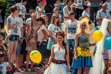 Gelin Geçidi, Lutsk Ukrayna 29 / 06 / 2014