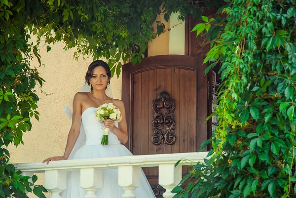 Bella coppia in matrimonio ucraino Lutsk — Foto Stock