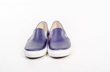 Kadın deri çizmeleri.