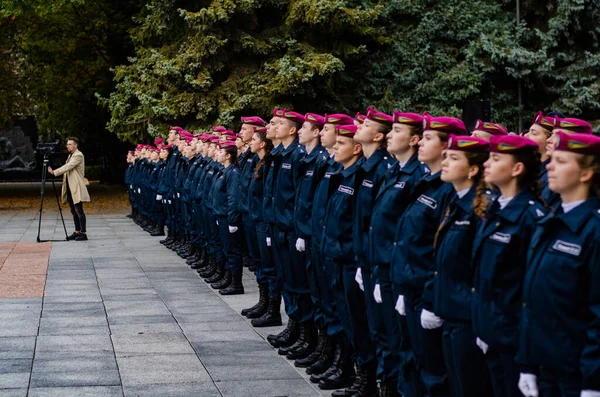 軍事士官候補生の宣誓｜Lutsk Ukraine 12/10/2019 — ストック写真