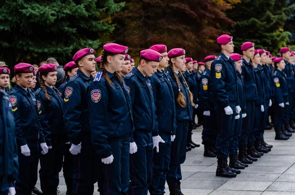 सैन्य कैडेटों की शपथ लुट्स्क यूक्रेन 12/10/2019 — स्टॉक फ़ोटो, इमेज