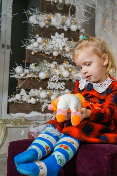 Beautiful Little Child Christmas Interior — Stock Photo, Image