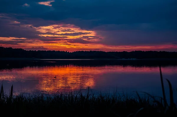 Alba nel cielo del tramonto del mare — Foto Stock