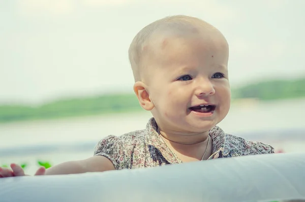 Baby Girl Close Portrait — Stockfoto