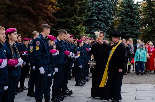 Eed van militaire cadetten in Lutsk Oekraïne 10-12-2019 — Stockfoto