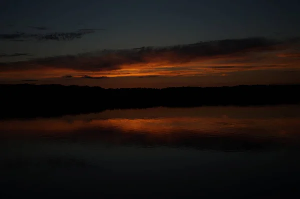 Vue Pittoresque Mer Sans Fin Avec Beau Lever Soleil Ciel — Photo