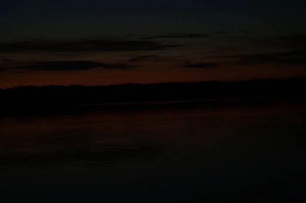 Malerischer Blick Auf Endloses Meer Mit Schönem Sonnenaufgang Himmel — Stockfoto