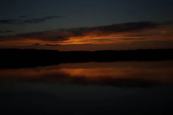 Живописный Вид Бесконечное Море Прекрасным Восходом Солнца Небе — стоковое фото