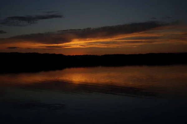 Vista Pitoresca Mar Sem Fim Com Belo Nascer Sol Céu — Fotografia de Stock