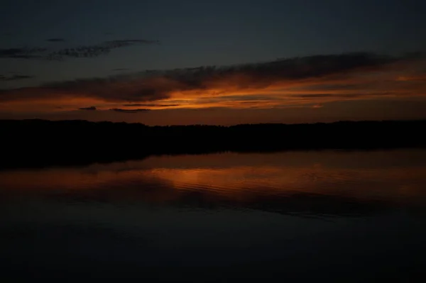 Vista Pittoresca Mare Infinito Con Bella Alba Cielo — Foto Stock