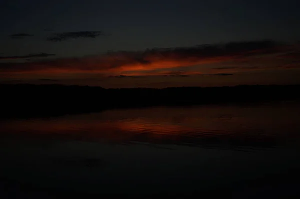 Мальовничий Вид Нескінченне Море Красивим Схід Сонця Небі — стокове фото