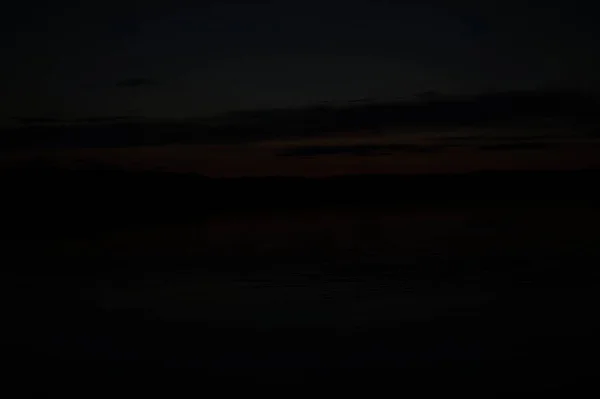 Schilderachtig Uitzicht Eindeloze Zee Met Prachtige Zonsopgang Aan Hemel — Stockfoto