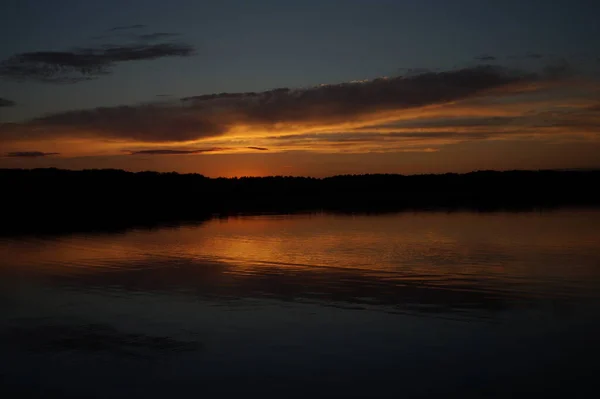 Vista Pitoresca Mar Sem Fim Com Belo Nascer Sol Céu — Fotografia de Stock