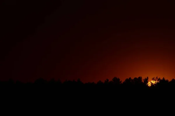 Gün Doğumunda Sonsuz Karanlık Gökyüzünün Resimsel Görüntüsü — Stok fotoğraf
