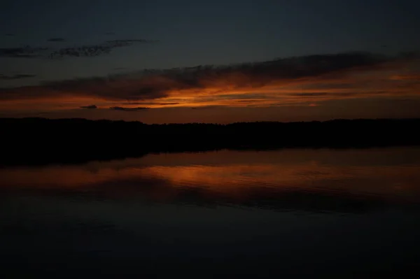 Picturesque View Endless Dark Sky Lake Early Morning — Stock Photo, Image