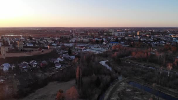 Schöne Luftaufnahmen Der Kleinstadt — Stockvideo