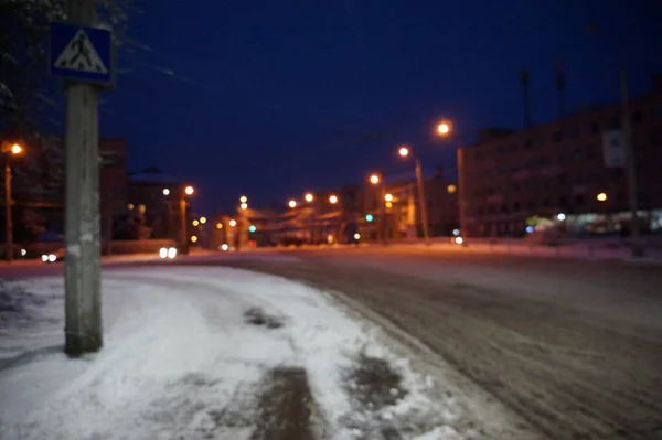 Geceleyin Karlı Kış Şehri — Stok fotoğraf