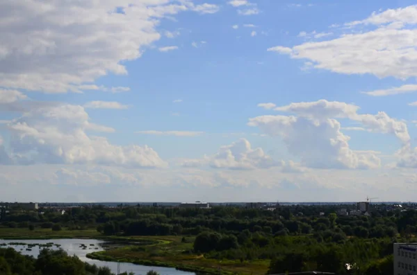 Blauer Himmel Mit Wolkennahaufnahme — Stockfoto