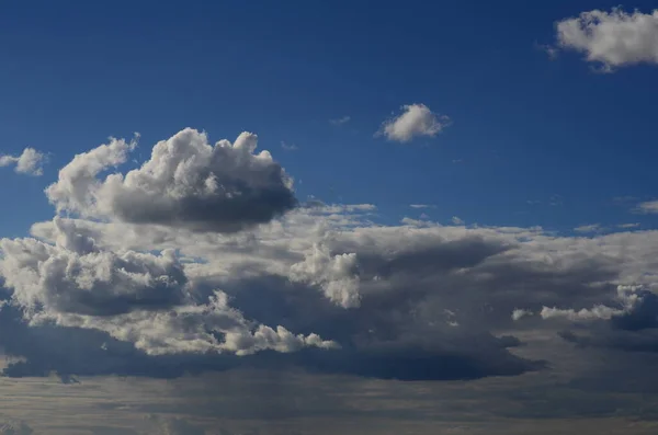 Blauer Himmel Mit Wolkennahaufnahme — Stockfoto