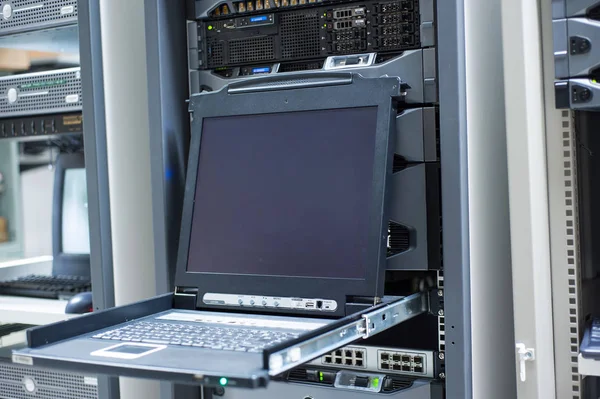 Network servers in data room Domestic Room — Stock Photo, Image