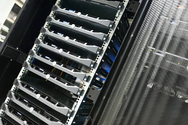 Network servers in data room Domestic Room — Stock Photo, Image