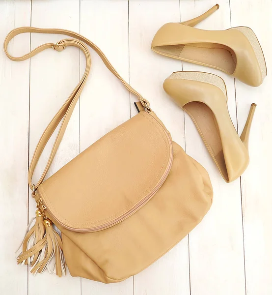 Beige bag and shoes — Stock Photo, Image