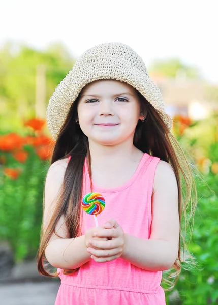 Cute little girl — Stock Photo, Image