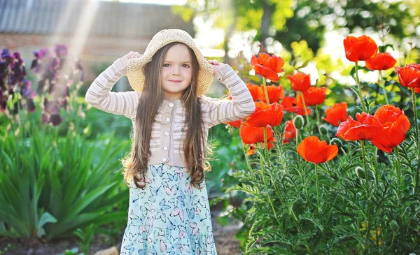 Menina bonito — Fotografia de Stock