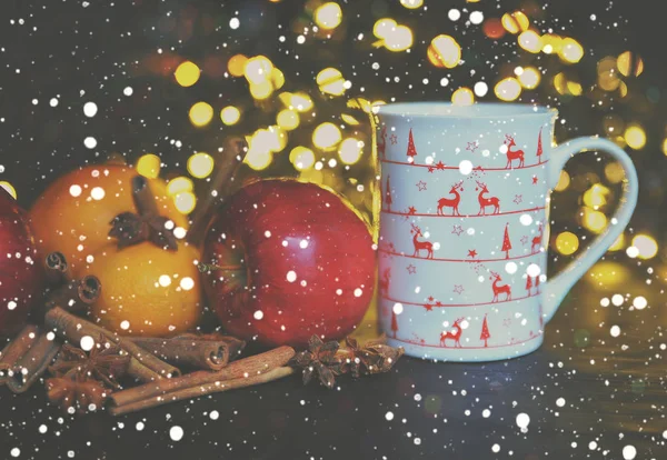 Стилизованное Фото Глинтвейна Рождественском Фоне — стоковое фото