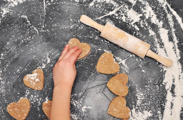 Hemmagjorda Hjärtan Cookies Svart Bakgrund — Stockfoto