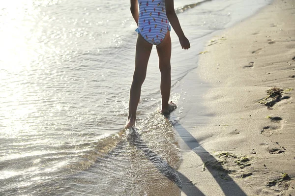 Cute Little Girl Has Fun Beach Summertime Concept — 스톡 사진