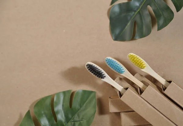 Bamboo Toothbrushes Craft Paper Eco Concept Zero Waste — Stock Photo, Image