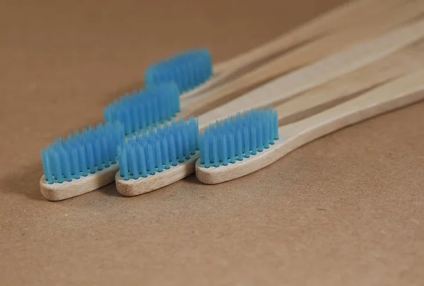 Brosses Dents Bambou Sur Papier Artisanal Concept Écologique Zéro Déchet — Photo