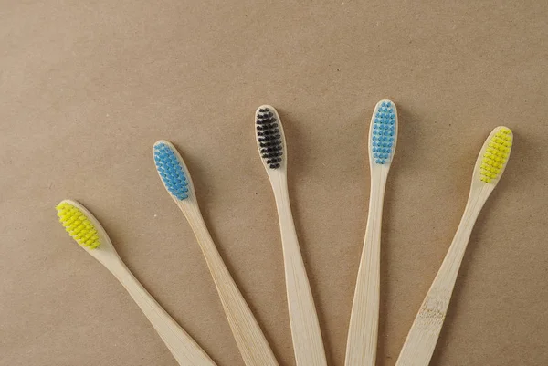 Brosses Dents Bambou Sur Papier Artisanal Concept Écologique Zéro Déchet — Photo