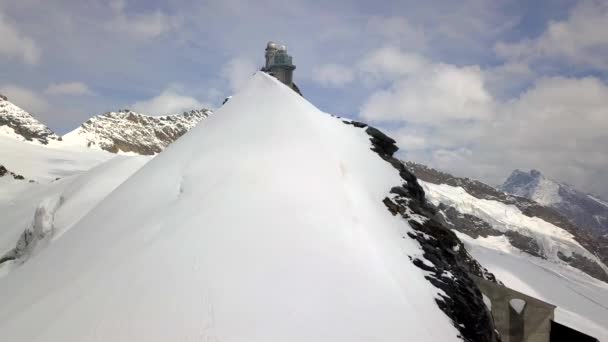 Jungfrau Top van Europa luchtfoto video — Stockvideo