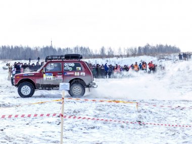 Açık kış off-road yarış.