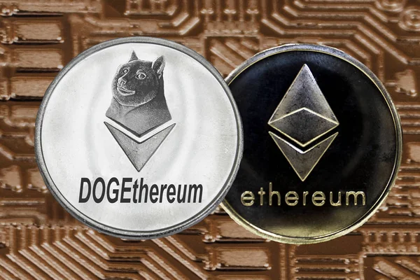 Dogethereum монети — стокове фото