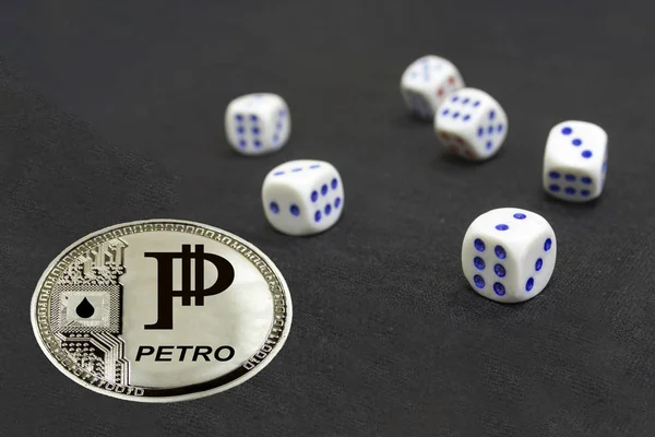Kryptowährung Venezuela Petro Und Würfeln — Stockfoto