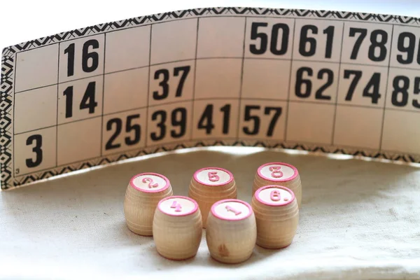 Vintage masa oyunu lotto, küçük fıçılar, ahşap, eski