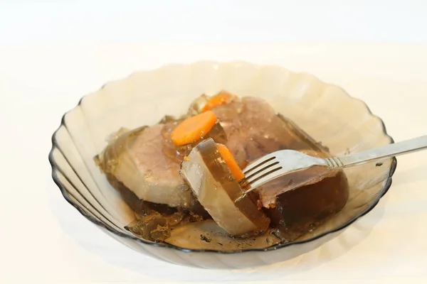 Ezilmiş eti, havuç, maydanoz, et doldurma, horseradish ile