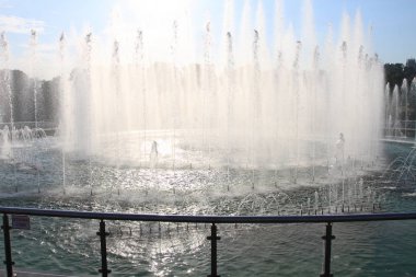 Şarkı, müzik ve fantastik çeşmeler, Moskova, Rusya