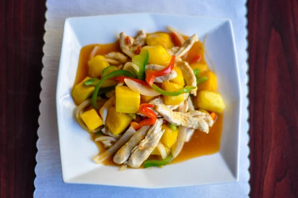 Stir-Fried Mango csirke — Stock Fotó