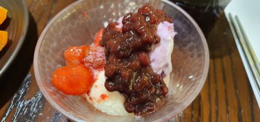 a variety of delicious buffet dishes